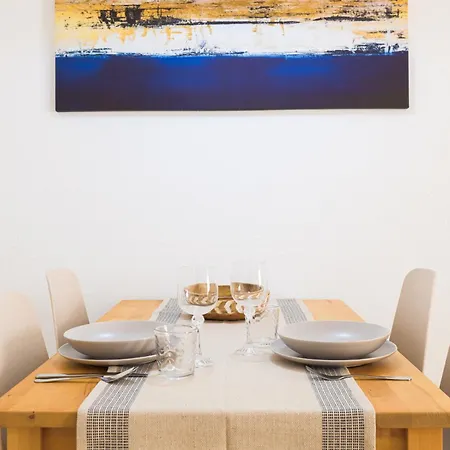Apartment C35 Modern In Downtown *
